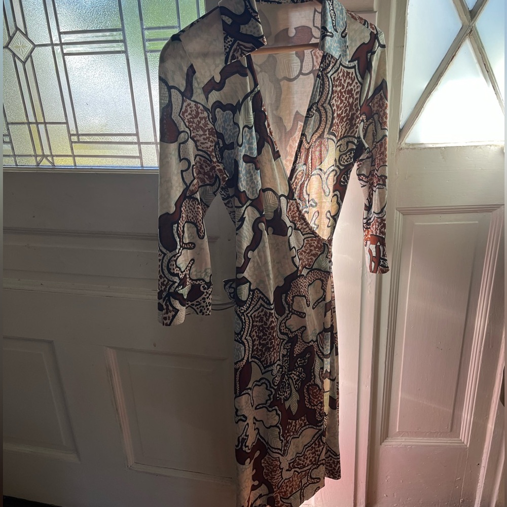 Vintagw Dvf Silk Wrap Dress Floral Patterned Wrap… - image 2